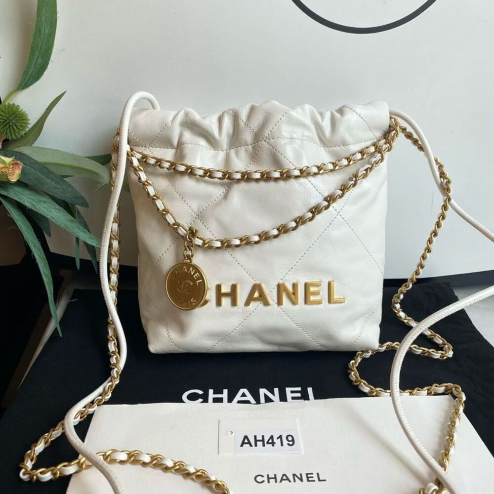 Chanel Women Pre-Loved Bag Very Good Condition
